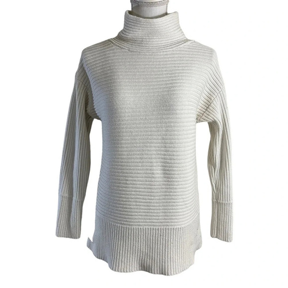 Vince Camuto High Neck Cream Sweater Size XS Knit Top Pullover Fall Winter - Picture 1 of 9